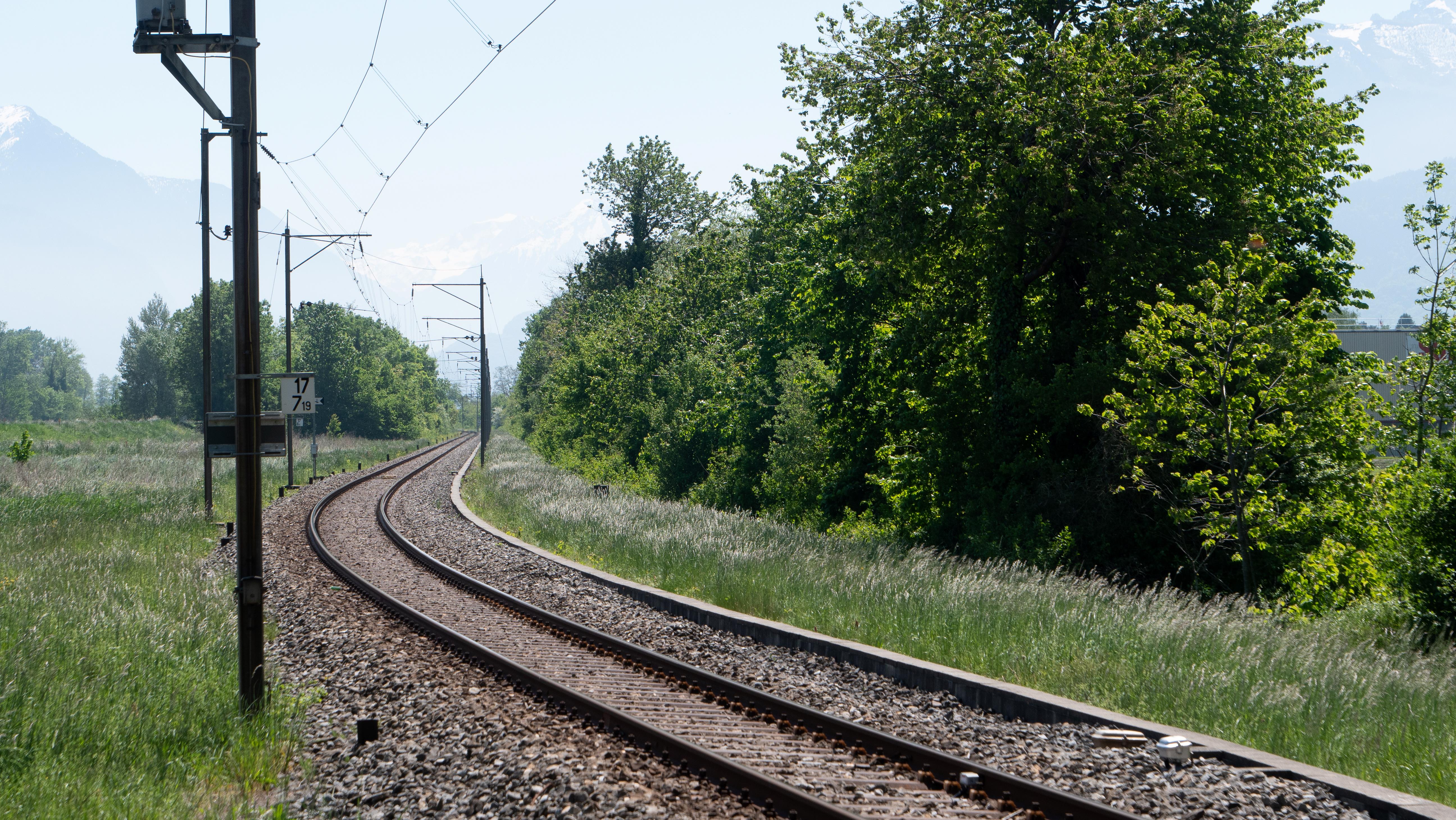 Un abonnement général de transports publics pour les moins de 25 ans, le Conseil d'Etat valaisan lance la réflexion